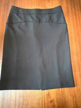 Woman's Black Skirt Size 8